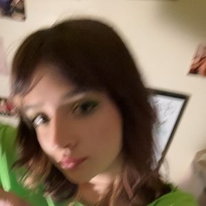 Meet your Posher, Evelyn